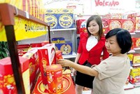 Bibica ngay ngáy lo bị thôn tính